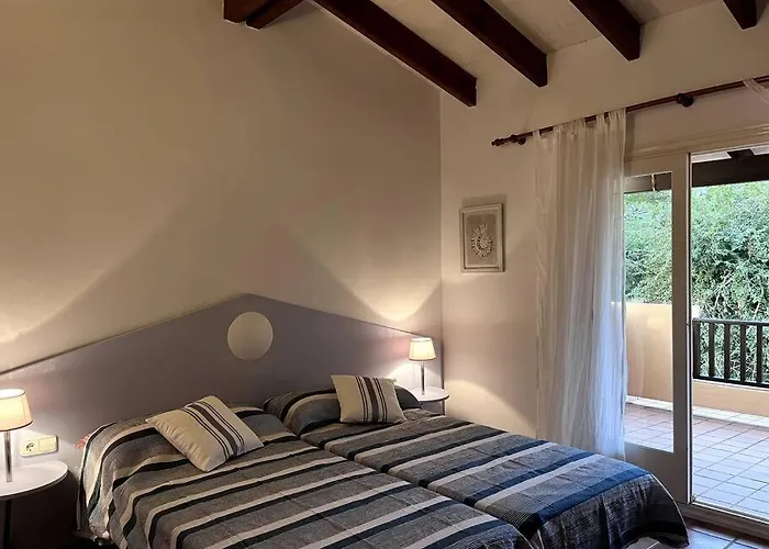 Magnifico Duplex Con Piscina En Son Xoriguer A 80m De La Playa. Vakantiehuis